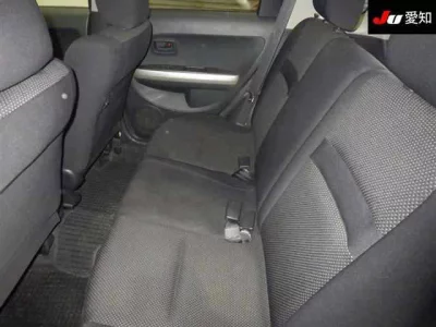 Toyota IST  с аукциона в Японии