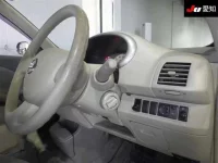 Nissan MARCH лот № 30152 оценка 3  с аукциона в Японии 4