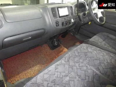 Nissan Caravan