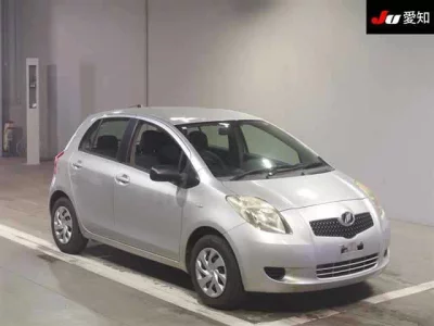 Toyota VITZ  с аукциона в Японии