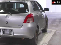 Toyota VITZ лот № 30140 оценка 3.5  с аукциона в Японии 7