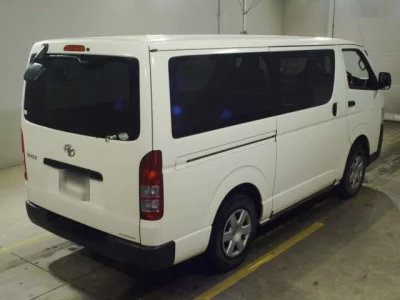 Toyota HiAce Van