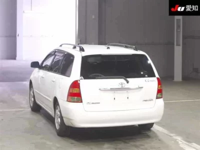 Toyota COROLLA FIELDER  с аукциона в Японии