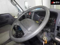 Toyota DYNA лот № 20044 оценка 3  с аукциона в Японии 4