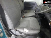 Toyota DYNA лот № 20044 оценка 3  с аукциона в Японии 5