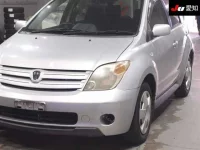 Toyota IST лот № 30255 оценка R  с аукциона в Японии 6