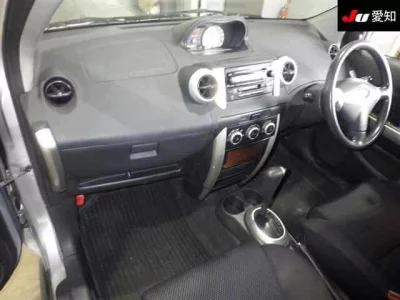 Toyota IST  с аукциона в Японии