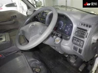 Nissan VANETTE VAN лот № 20052 оценка 3  с аукциона в Японии 4