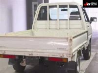 Toyota TOWN ACE TRUCK лот № 7032 оценка 3.5  с аукциона в Японии 7