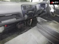 Toyota TOWN ACE TRUCK лот № 7060 оценка 3  с аукциона в Японии 2