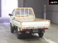 Toyota TOWN ACE TRUCK лот № 7060 оценка 3  с аукциона в Японии 1