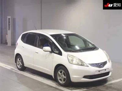 Honda FIT  с аукциона в Японии