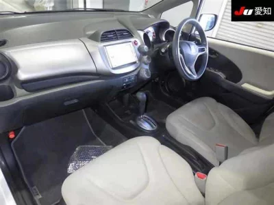 Honda FIT  с аукциона в Японии