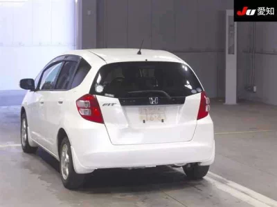 Honda FIT  с аукциона в Японии