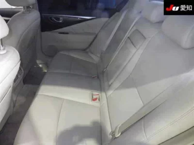 Nissan SKYLINE  с аукциона в Японии