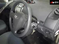 Toyota VITZ лот № 30297 оценка 3  с аукциона в Японии 4