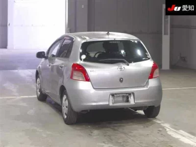 Toyota VITZ  с аукциона в Японии