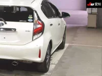 Toyota AQUA лот № 3061 оценка 4.5  с аукциона в Японии 7