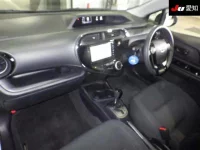 Toyota AQUA лот № 3061 оценка 4.5  с аукциона в Японии 2