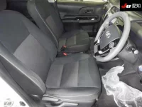 Toyota AQUA лот № 30350 оценка 3.5  с аукциона в Японии 5