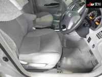 Toyota COROLLA AXIO лот № 30396 оценка 3.5  с аукциона в Японии 5