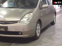Toyota Prius лот № 30397 оценка R  с аукциона в Японии 6
