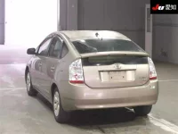 Toyota Prius лот № 30397 оценка R  с аукциона в Японии 1