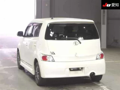 Toyota bB
