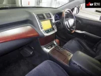 Toyota CROWN лот № 30386 оценка 3.5  с аукциона в Японии 2
