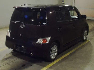 Toyota bB