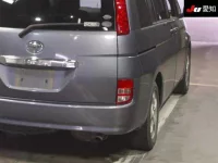 Toyota ISIS лот № 30369 оценка 3.5  с аукциона в Японии 7