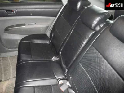 Toyota Prius  с аукциона в Японии