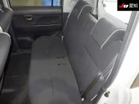 Toyota PIXIS SPACE лот № 111 оценка 3.5  с аукциона в Японии 3