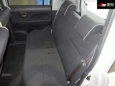 Toyota PIXIS SPACE  с аукциона в Японии