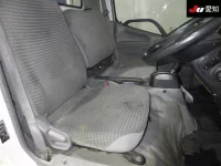 Toyota DYNA лот № 4156 оценка 3.5  с аукциона в Японии 5