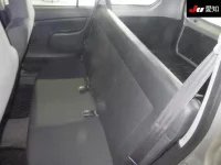 Toyota PROBOX лот № 20063 оценка 3.5  с аукциона в Японии 3