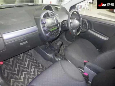 Toyota WILL  с аукциона в Японии