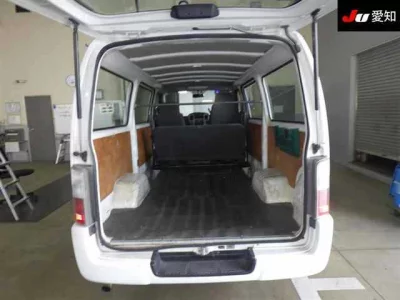 Nissan Caravan