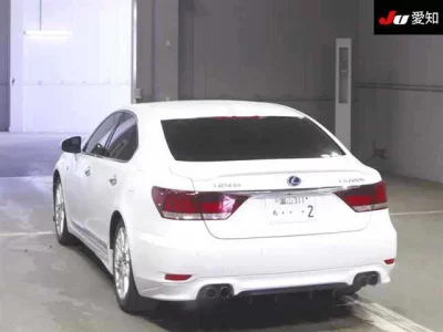 Lexus LS600h