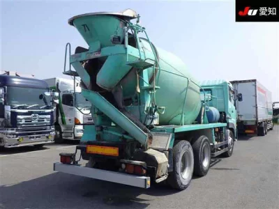 Nissan ATLAS