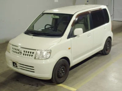 Nissan OTTI  с аукциона в Японии