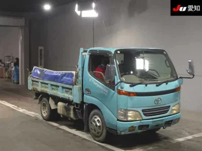 Toyota DYNA  с аукциона в Японии