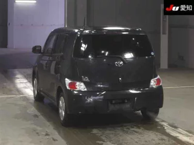 Toyota bB