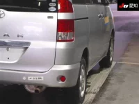 Toyota NOAH лот № 30632 оценка 3.5  с аукциона в Японии 7