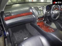 Lexus LS лот № 30614 оценка 4  с аукциона в Японии 2