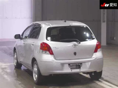 Toyota VITZ  с аукциона в Японии
