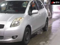 Toyota VITZ лот № 30669 оценка 3.5  с аукциона в Японии 6
