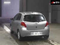 Toyota VITZ лот № 235 оценка 3.5  с аукциона в Японии 1