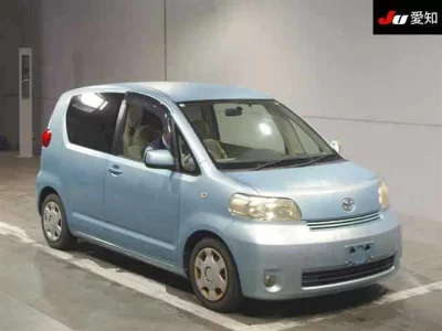 Toyota PORTE  с аукциона в Японии