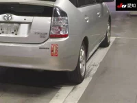 Toyota Prius лот № 30466 оценка 3.5  с аукциона в Японии 7